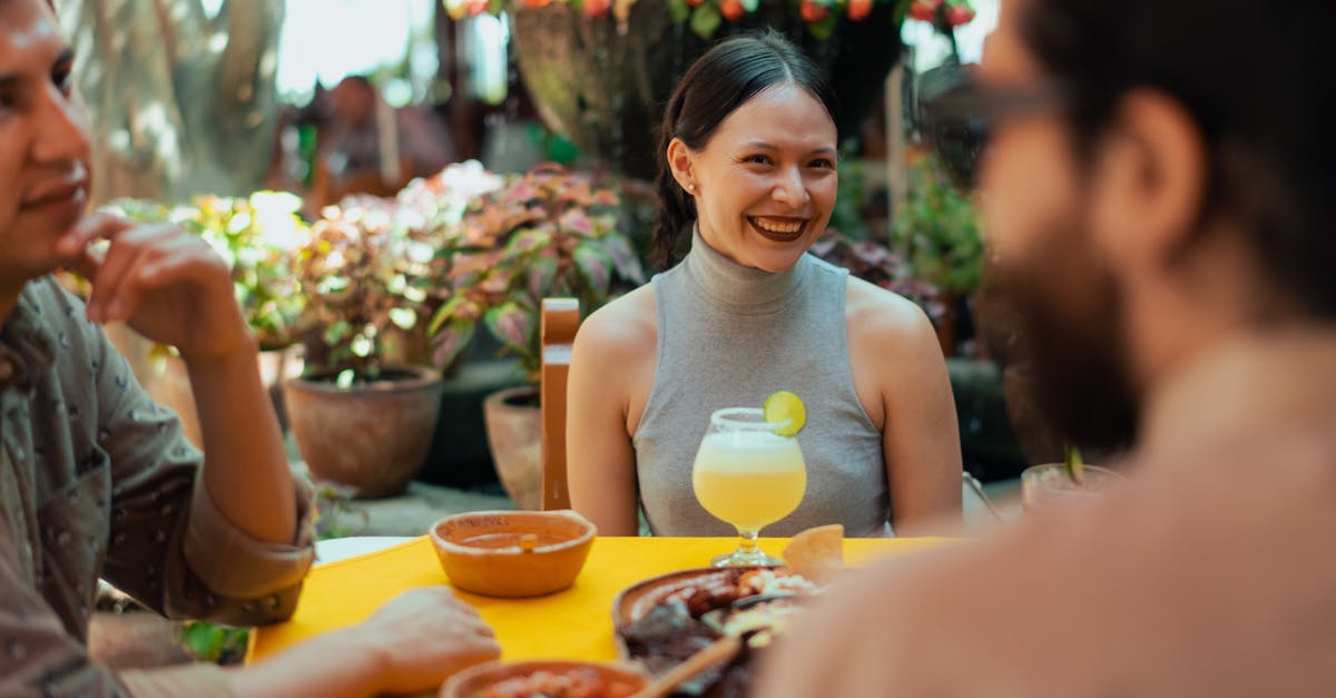 AI Girlfriend Apps With Custom Personality Builders