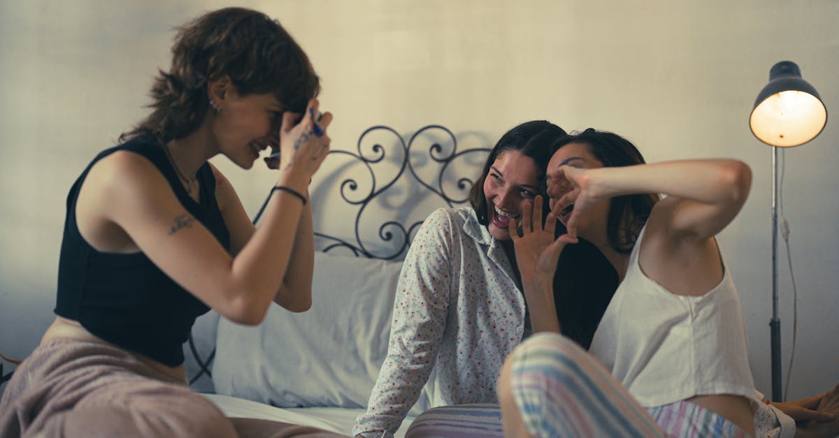 Best AI Girlfriend Apps Under $10/Month