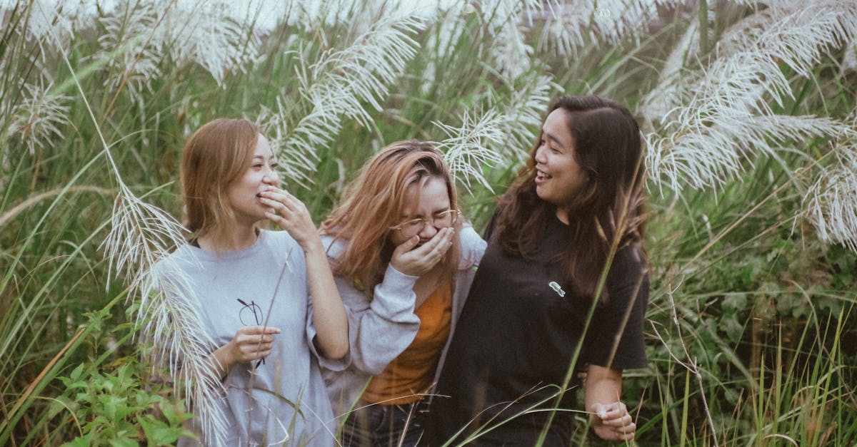 Exploring Emotional Dependency on Virtual Partners