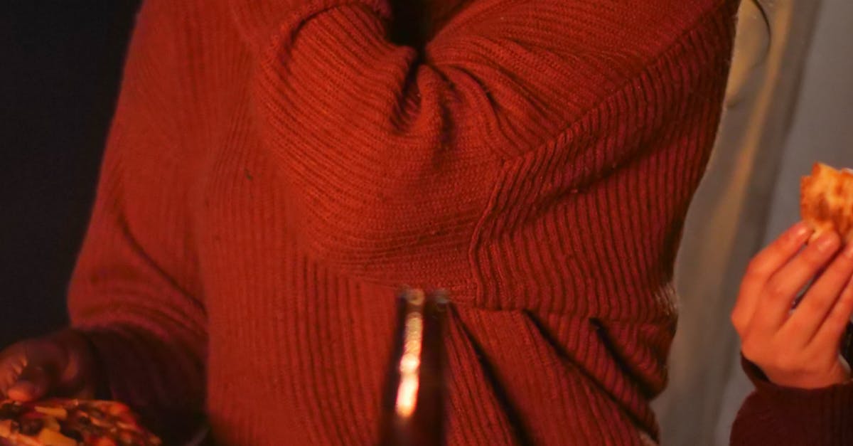 Replika vs iGirl: Two Very Different Approaches